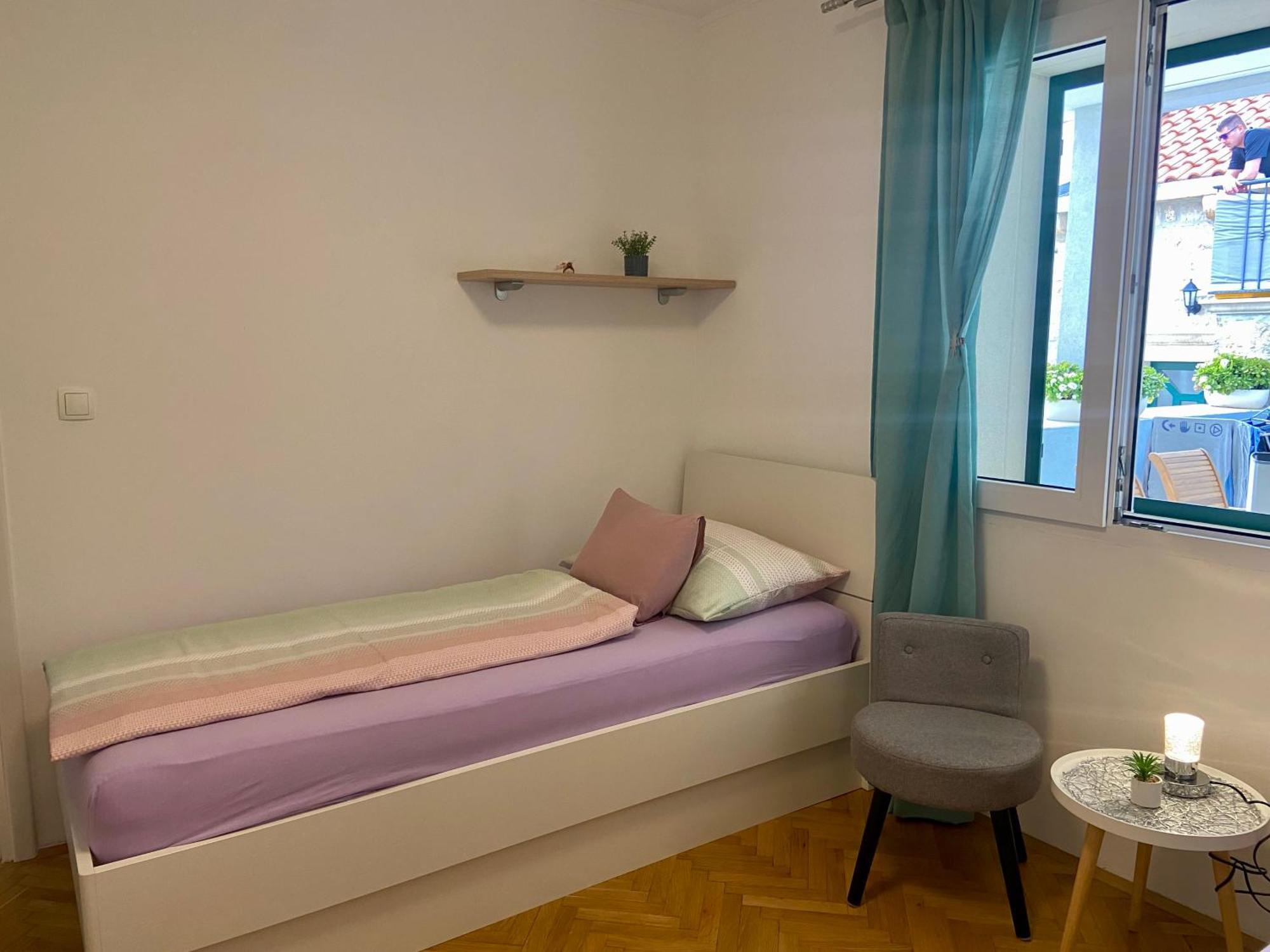Apartment Simon - Old Stone Charm, Central Bol Life Bagian luar foto