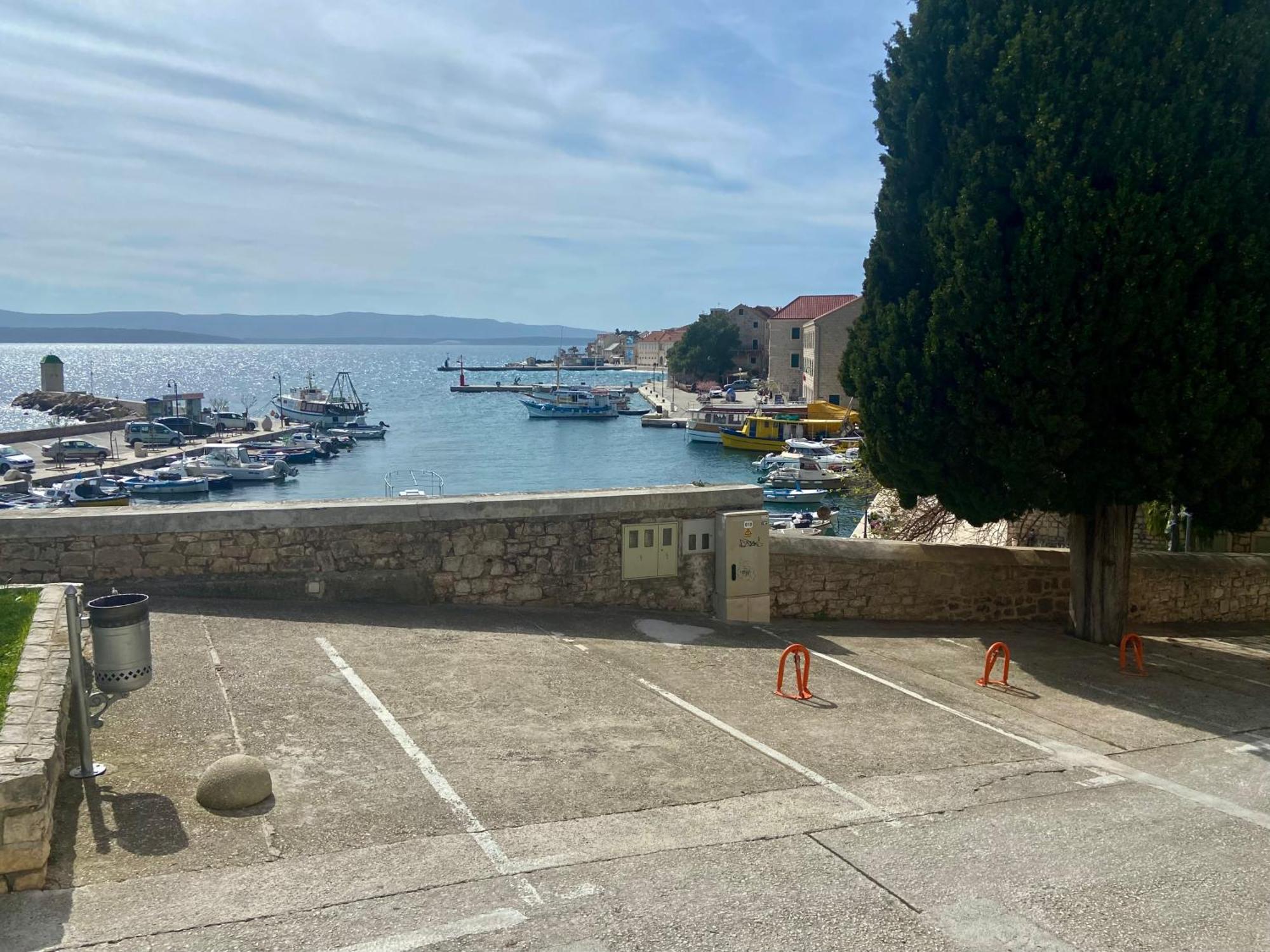 Apartment Simon - Old Stone Charm, Central Bol Life Bagian luar foto